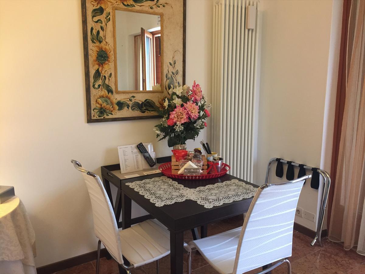 Residenza Fontana Del Ferro Ξενοδοχείο Βερόνα Εξωτερικό φωτογραφία